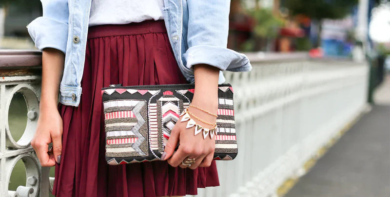 Why Minimalist Handbags Are Trending in Modern Fashion