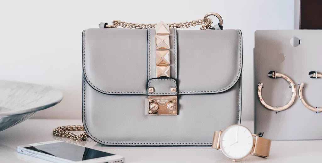 The Ultimate Guide to Choosing the Perfect Women’s Handbag